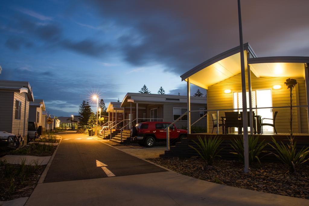 Nrma Stockton Beach Holiday Park 호텔 객실 사진