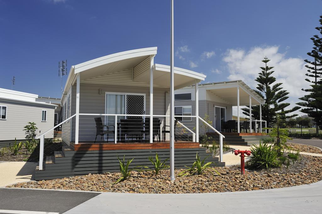 Nrma Stockton Beach Holiday Park 호텔 객실 사진