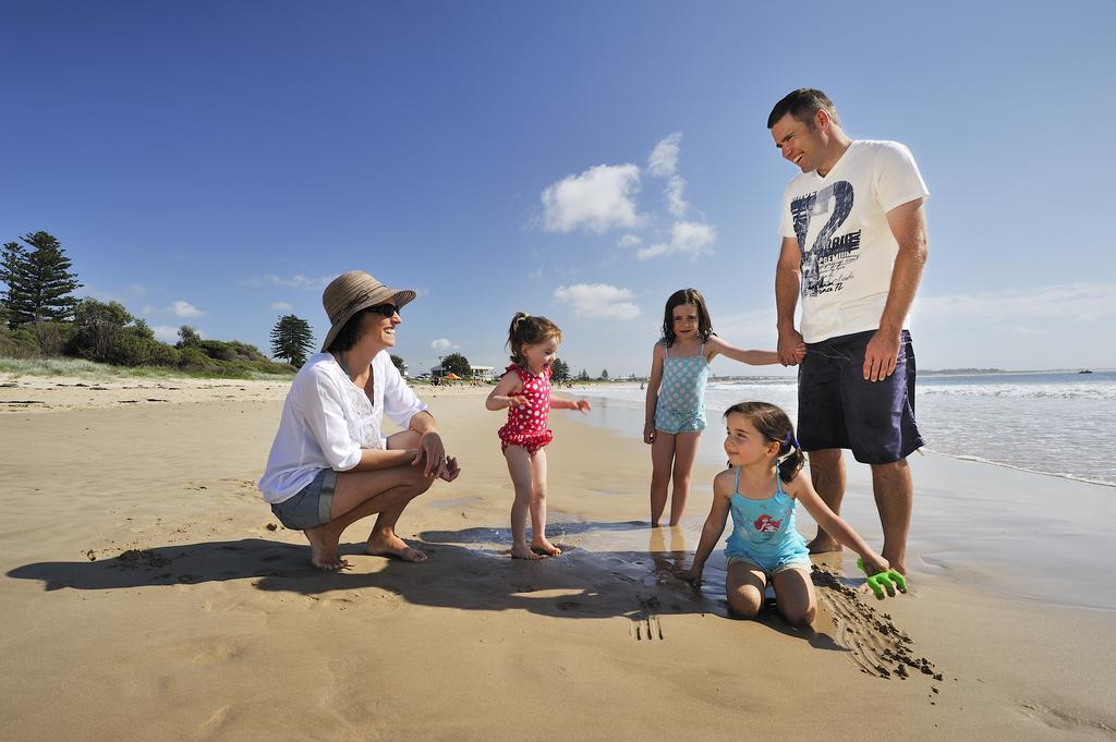 Nrma Stockton Beach Holiday Park 호텔 외부 사진